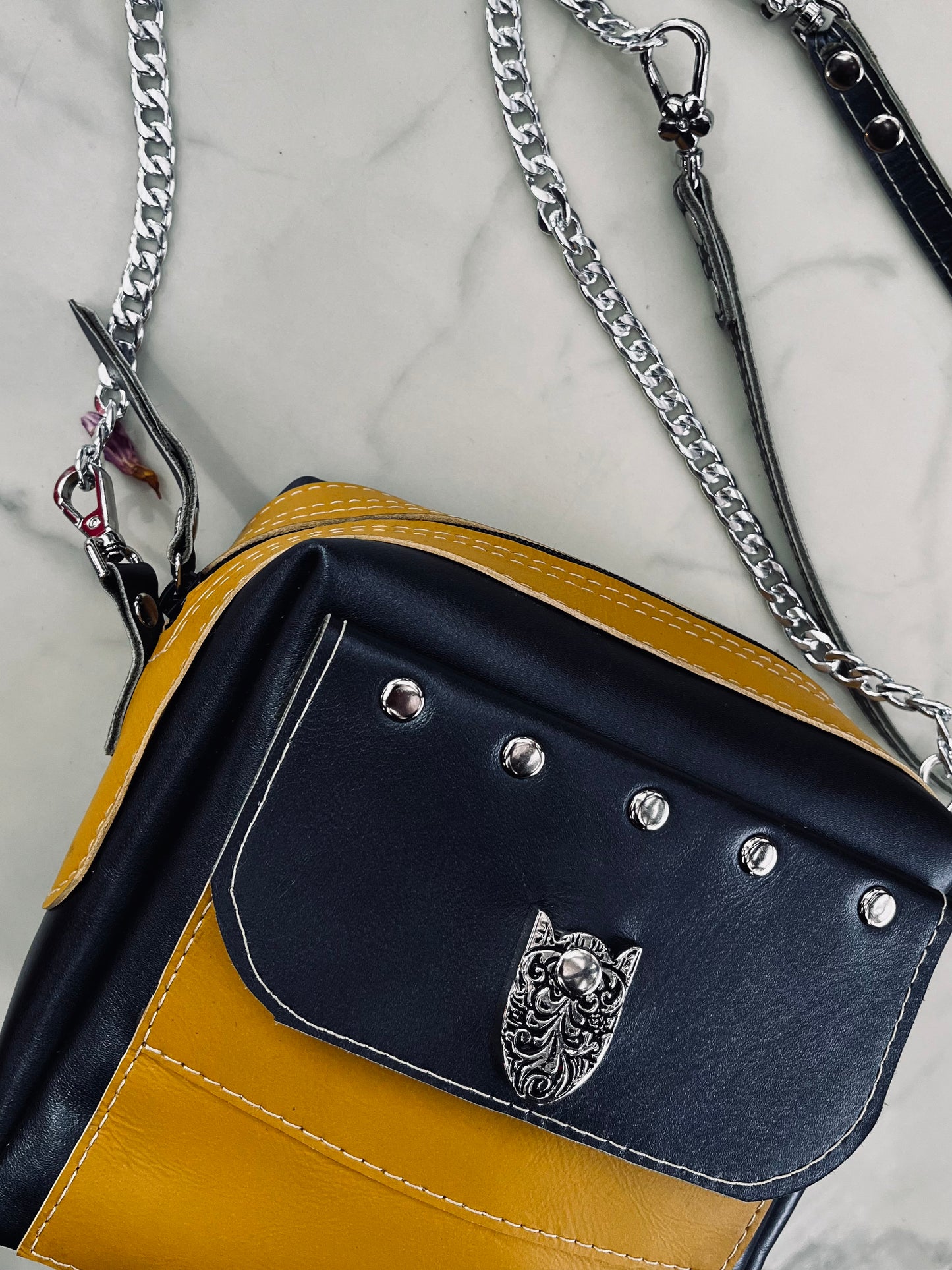 Cartera Juniors