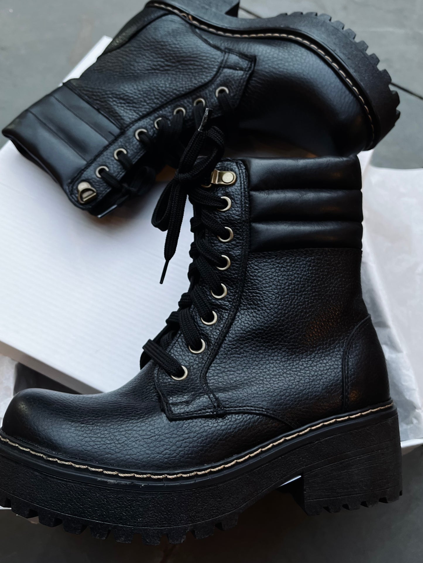 Zara Negro