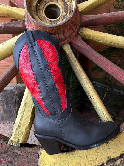 Vaquera Negra Rojo