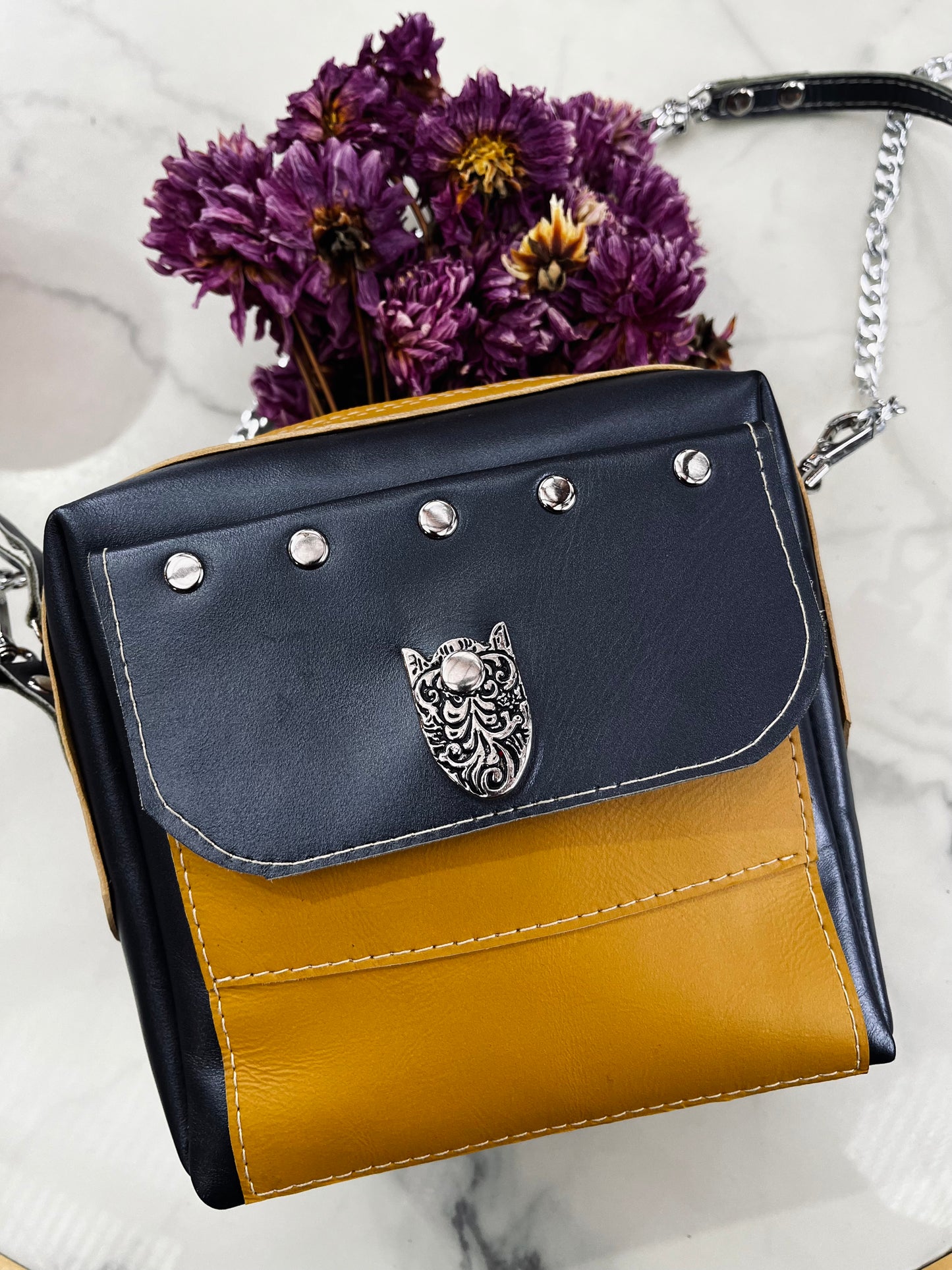 Cartera Juniors
